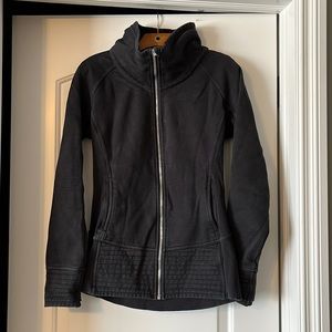 Lululemon zip sweatshirt. M/L. Black